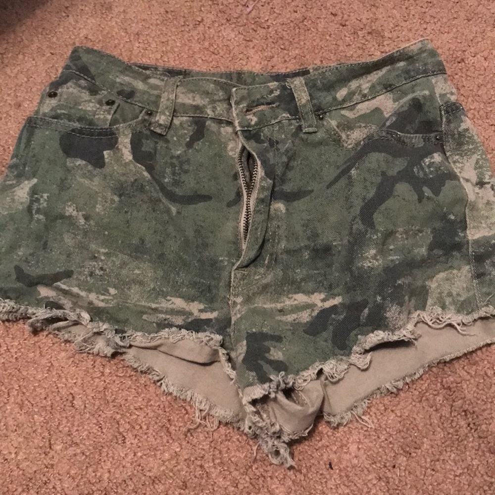 Urban camo shorts